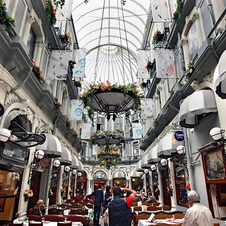 Lägenhetshotell Pera 3*